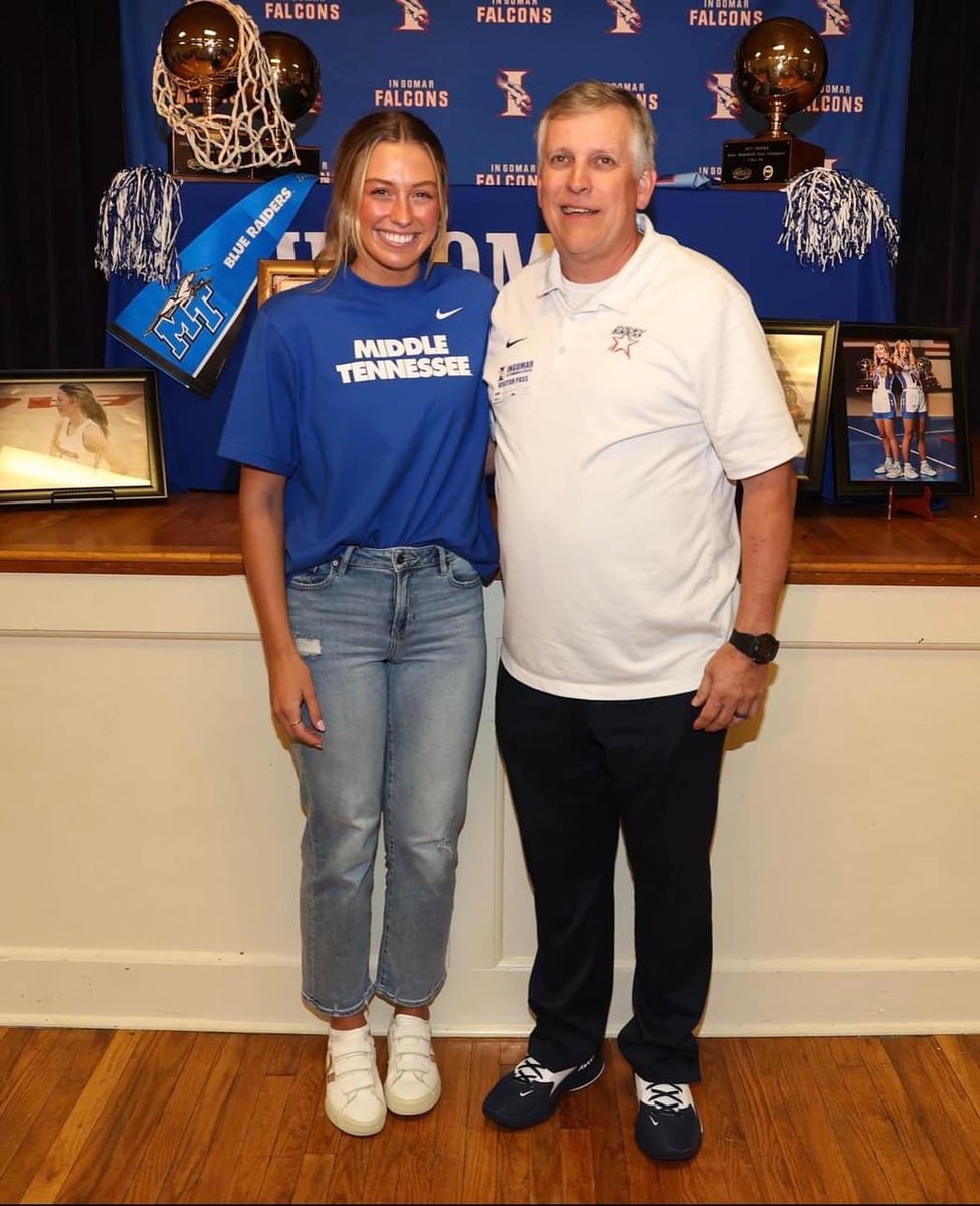 AL Southern Starz (@alsostarz) on Twitter photo BEST PLAYER in Each STATE? Well … STARZ NIKE EYBL has TWO of them! CONGRATS to <a href="/AceAustin11/">Ace Austin</a> (<a href="/AlabamaWBB/">Alabama Women’s Basketball</a> Signee) of Alabama & <a href="/MaciePhifer/">Macie Phifer</a> (<a href="/MT_WBB/">Middle Tennessee Women's Basketball</a> Signee) of Mississippi! 👏 Go STARZ! ⭐️
See Full Story at maxpreps.com/news/AzW5q6SE9… BEST PLAYER in Each STATE? Well … STARZ NIKE EYBL has TWO of them! CONGRATS to <a href="/AceAustin11/">Ace Austin</a> (<a href="/AlabamaWBB/">Alabama Women’s Basketball</a> Signee) of Alabama & <a href="/MaciePhifer/">Macie Phifer</a> (<a href="/MT_WBB/">Middle Tennessee Women's Basketball</a> Signee) of Mississippi! 👏 Go STARZ! ⭐️
See Full Story at maxpreps.com/news/AzW5q6SE9…
