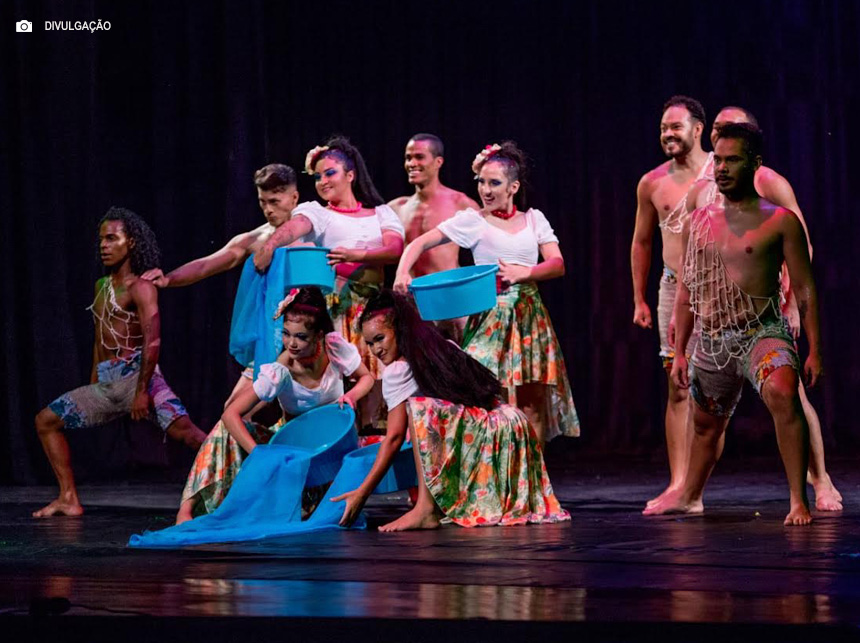 VoadoraCultural's tweet photo. Samambaia recebe nesta sexta o espetáculo Na Pegada Popular
https://t.co/gYeGEw2Mde
#CULTURA #DANçA #ESPETáCULO #NAPEGADAPOPULAR #SAMAMBAIA https://t.co/e5YI6Qlmps