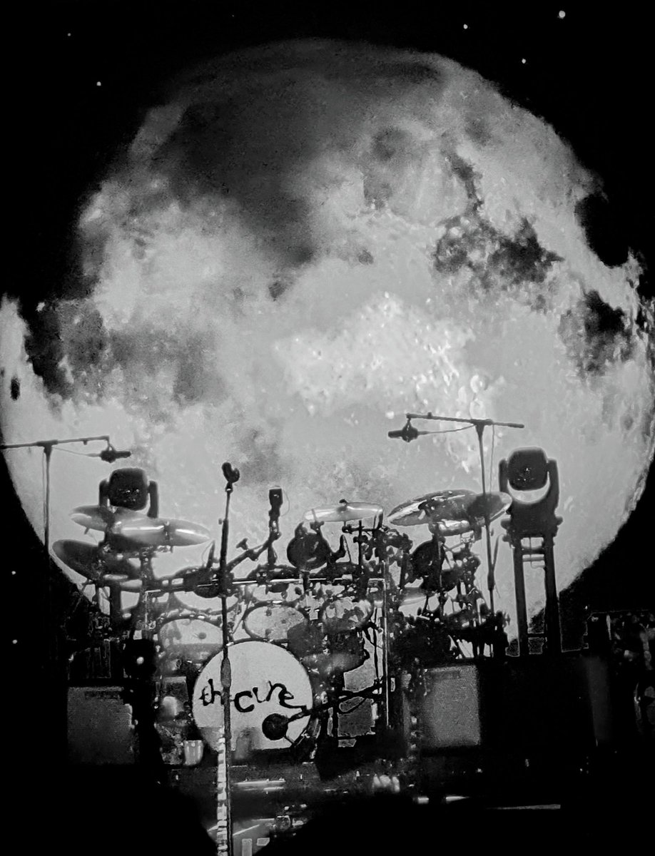 valere (@valere47636201) on Twitter photo 