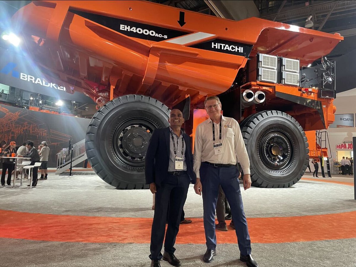 Universal Field Robots (@ufrobots) on Twitter photo 📸⚒️ Flashback to <a href="/UFRobots/">Universal Field Robots</a> MD Jeff Sterling & Head of Sales Dush Wimal having a blast connecting with #global industry professionals at <a href="/MINExpoIntl/">MINExpo INTL</a>, exchanging #ideas & #experience around accelerating #mining #automation, #interoperability & the pathway to #zeroentry 📸⚒️ Flashback to <a href="/UFRobots/">Universal Field Robots</a> MD Jeff Sterling & Head of Sales Dush Wimal having a blast connecting with #global industry professionals at <a href="/MINExpoIntl/">MINExpo INTL</a>, exchanging #ideas & #experience around accelerating #mining #automation, #interoperability & the pathway to #zeroentry