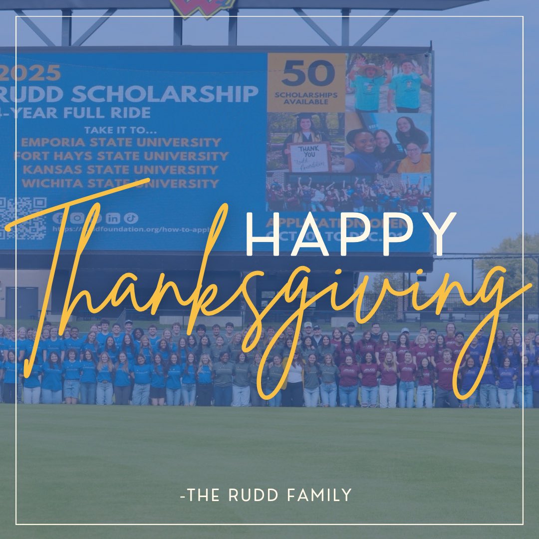 Happy Thanksgiving from our family to yours 🦃💙
•
#thanksgiving #happythanksgiving #grateful