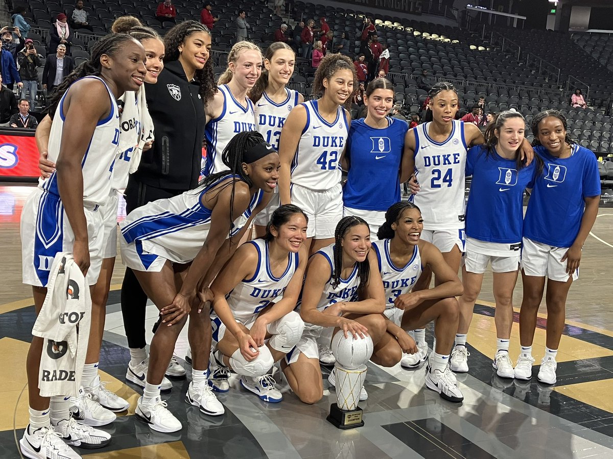 In my latest piece, I recapped an eventful Day Two of the <a href="/theballdawgs/">Ball Dawgs</a> Classic. In a day involving an OT Classic, and star worthy performances, check out how each team finished in this wildly entertaining tournament. <a href="/WorldExposureWB/">World Exposure Report Women’s Basketball</a> 
worldexposurereport.com/news_article/s…