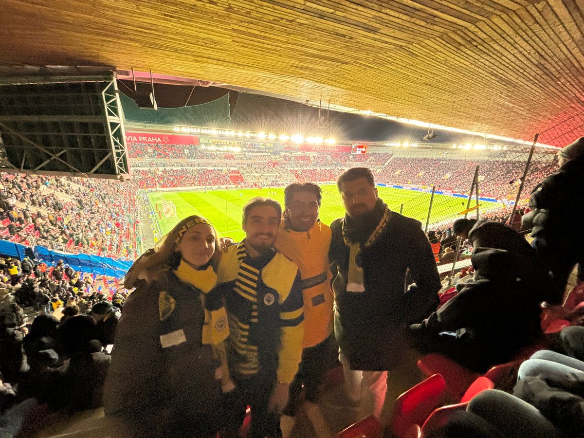 OZYEGIN ON TOUR | Fenerbahçemizi UEFA Avrupa Ligi’nde slavia prag deplasmanında da yalnız bırakmadık!