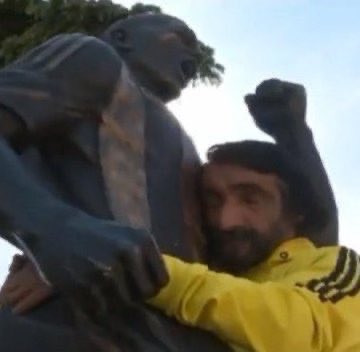 her hafta satılsın diyip tek golünde nesiri ile fenerliler