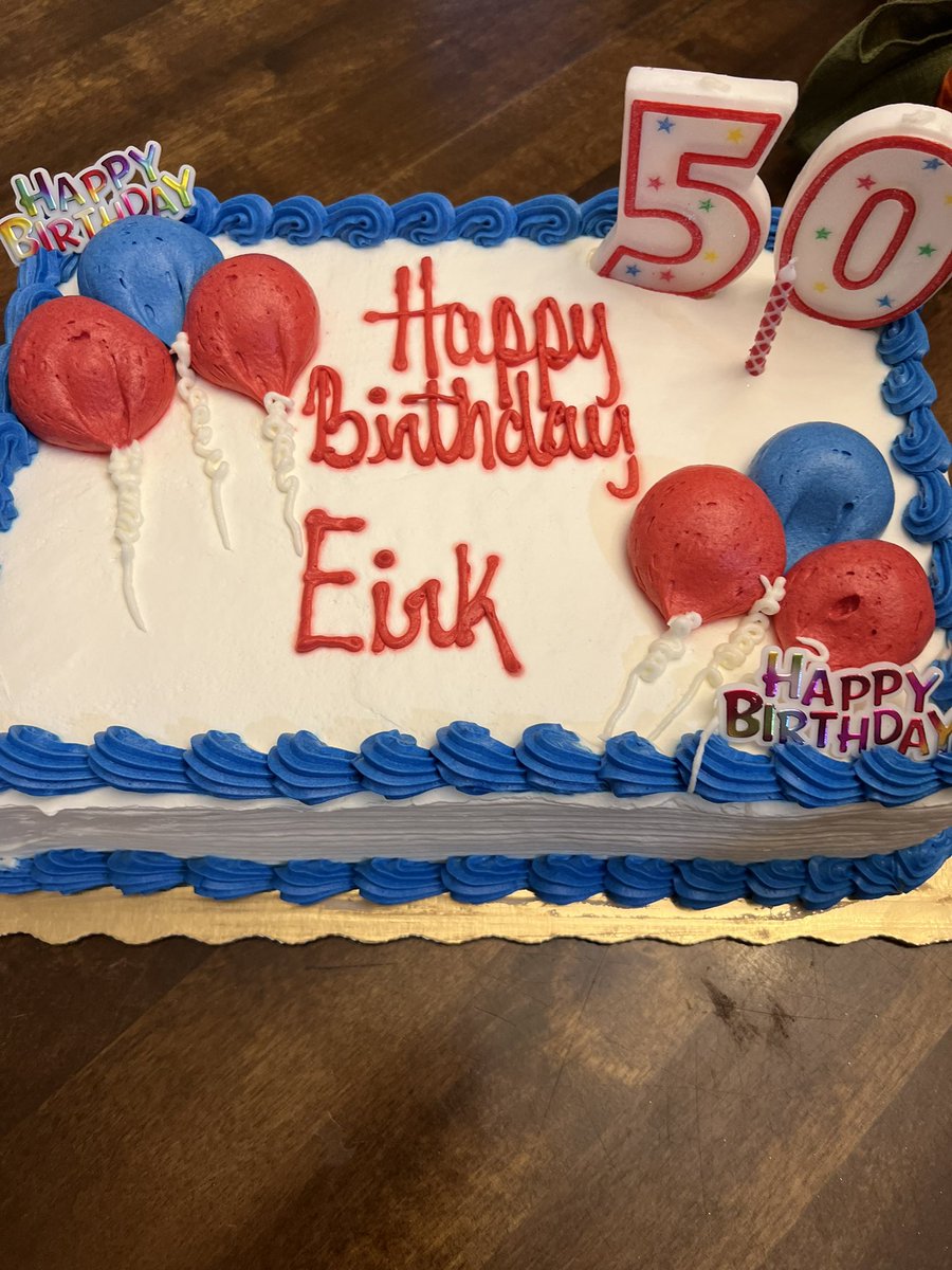 nikkihoff88's tweet photo. @Publix  well another cake and occasion ruined. At least you listened to me and spelled Erik with a “k.” https://t.co/4XjdMqZ36c