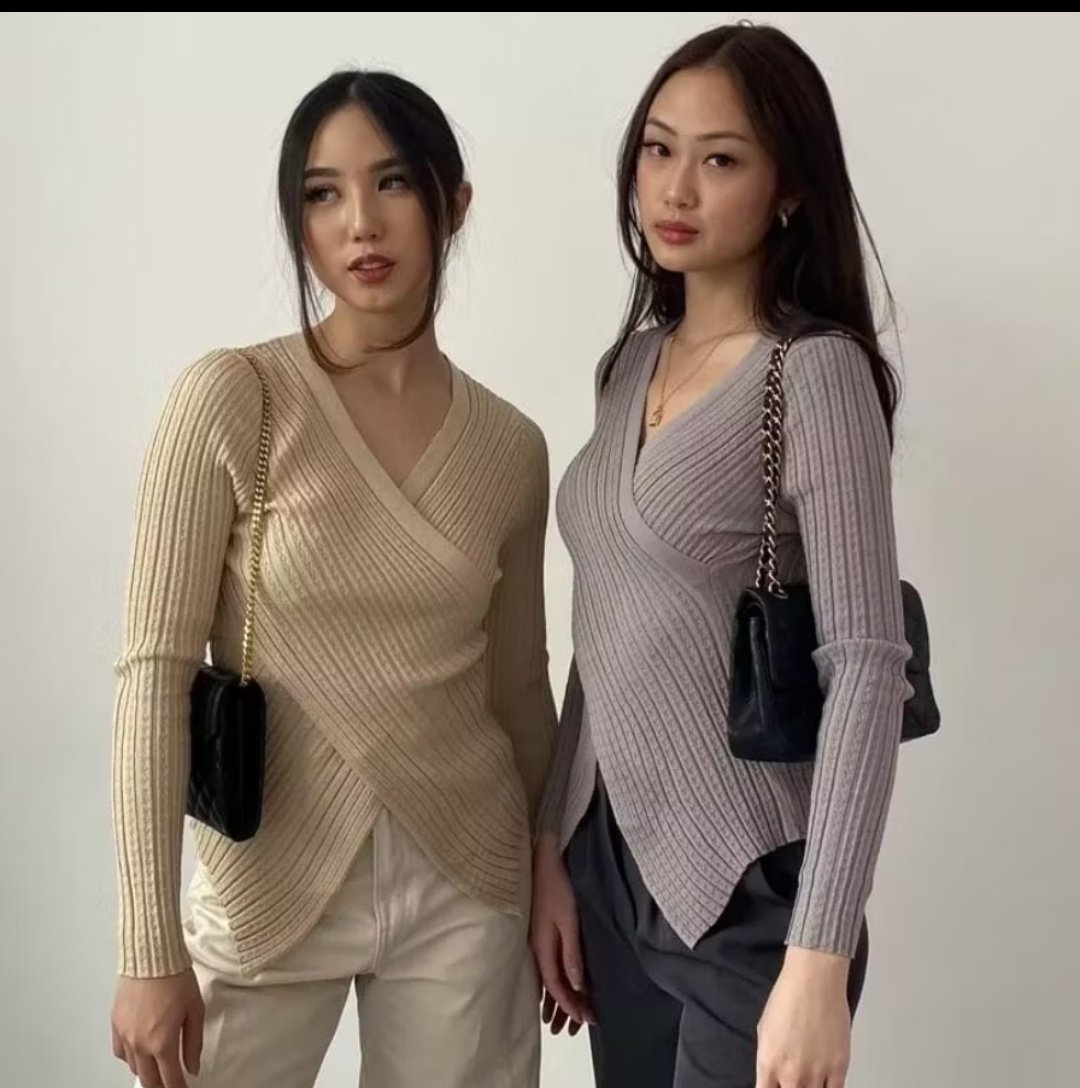 sanspill's tweet photo. Jiso knit v-neck korean style wrap top - Atasan rajut wanita lengan panjang desain cantik dan menarik dengan jahitan rapih cocok dipakai untuk berbagai kesempatan✨ 

✨Link produk disini ya https://t.co/FY2W9AhVDH https://t.co/AlIuo2se0W