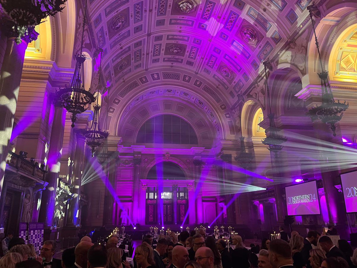 2nd year running! Winners of Best Residential Landscape at the Northern Design Awards. Delighted! Thank you <a href="/NDA_Design/">Northern Design Awards</a> 
#landscapearchitecture
#gardendesign
@The_SGD <a href="/talklandscape/">Landscape Institute</a>