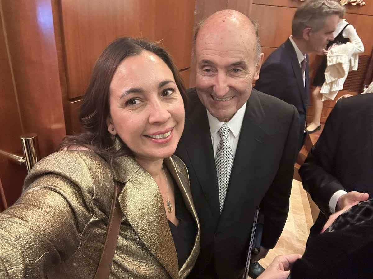 Olga Ortiz (@olgaormo) on Twitter photo 