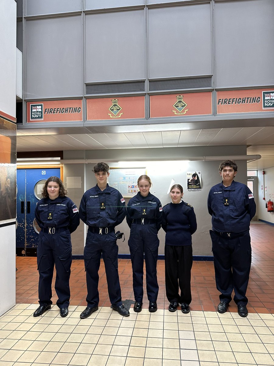 RydeCCF's tweet image. After our ship’s visit, the next day, we were this time at HMS Excellent learning about firefighting.
Thank you to all staff for their time and dedication. Thank you to @RoyalNavy and @CCFcadets for offering these truly unique and amazing opportunities to young people.