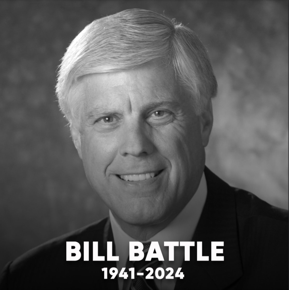 ASHOF's tweet photo. We mourn the passing of 1981 Inductee Bill Battle. Battle played football at the University of Alabama under Coach Bryant and helped lead his team to a National Championship victory in 1961. https://t.co/xW7Xyec9j0