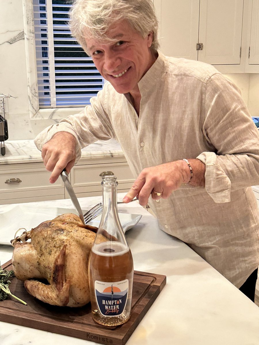 Hampton Water Wine (@hamptonwater) on Twitter photo True or False: <a href="/jonbonjovi/">Jon Bon Jovi</a> basted the turkey with a little bit of Bubbly.
From our family to yours, Happy Thanksgiving! True or False: <a href="/jonbonjovi/">Jon Bon Jovi</a> basted the turkey with a little bit of Bubbly.
From our family to yours, Happy Thanksgiving!