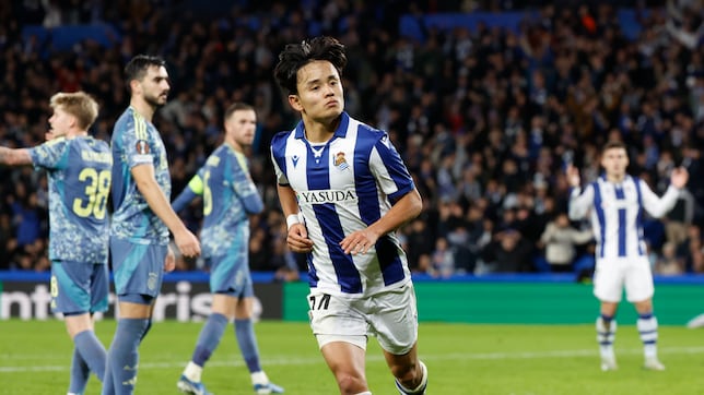 ⚽️ I know Ajax isn't going through its best atm but being beaten by Real Sociedad is just another proof of how things have changed in European #football. Just about a few years ago #Ajax was still a giant and Sociedad were in the second tier of the Spanish league. 📉🔄