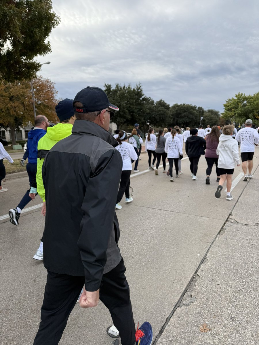 Happy Thanksgiving! 🦃🍁 This year, we kept the family tradition alive by participating in the <a href="/ymcafortworth/">Fort Worth YMCA</a> Turkey Trot, marking an incredible 42 years of @trots! Feeling extra grateful today for family, health, and cherished traditions that bring us together.