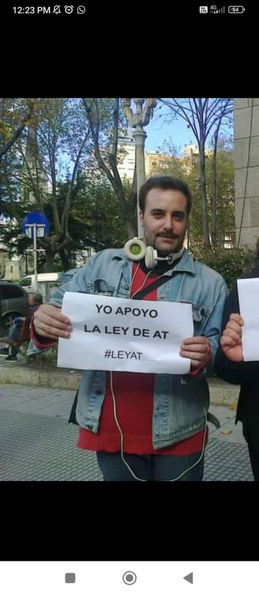 FEDARAT's tweet photo. Nuestra  lucha tiene caras y voces! Pedimos por el urgente tratamiento de nuestro proyecto de ley de ejercicio profesional de acompañantes terapéuticos 
@VickyVillarruel @SenadoArgentina @JMilei
#leynacionaldeat
#leyat https://t.co/rWWvz21VPb