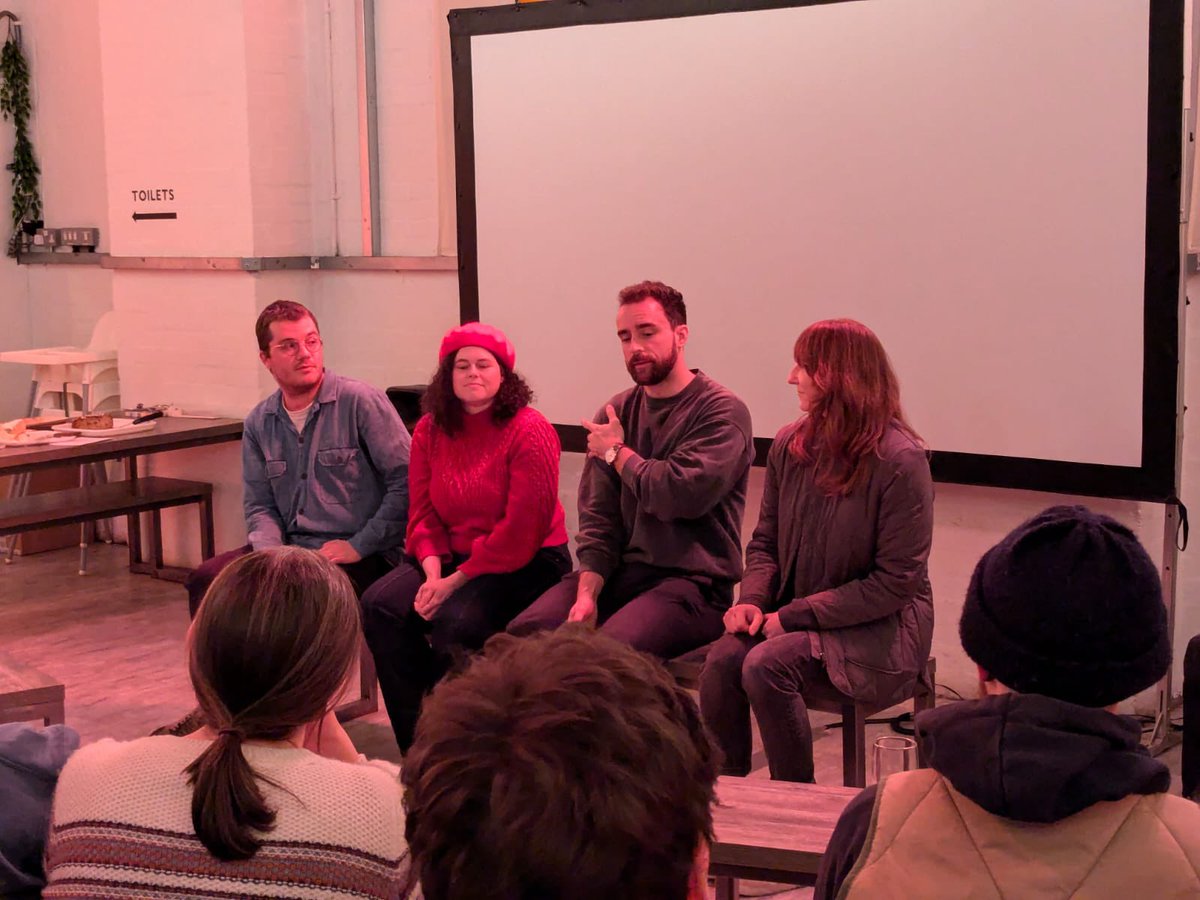 StirchleyCinema's tweet photo. Stirchley Film &amp; Food Festival over and out! What a lovely night to finish on. Cheers @brumbrewery for hosting, Aphra Bakes and Levain &amp; Cherry for the 🤤 food, Boxer Shorts, and filmmakers @mahonmediauk and Carl Woods for sharing your fab films! 🍰 🎥 https://t.co/qraIDT5qDW