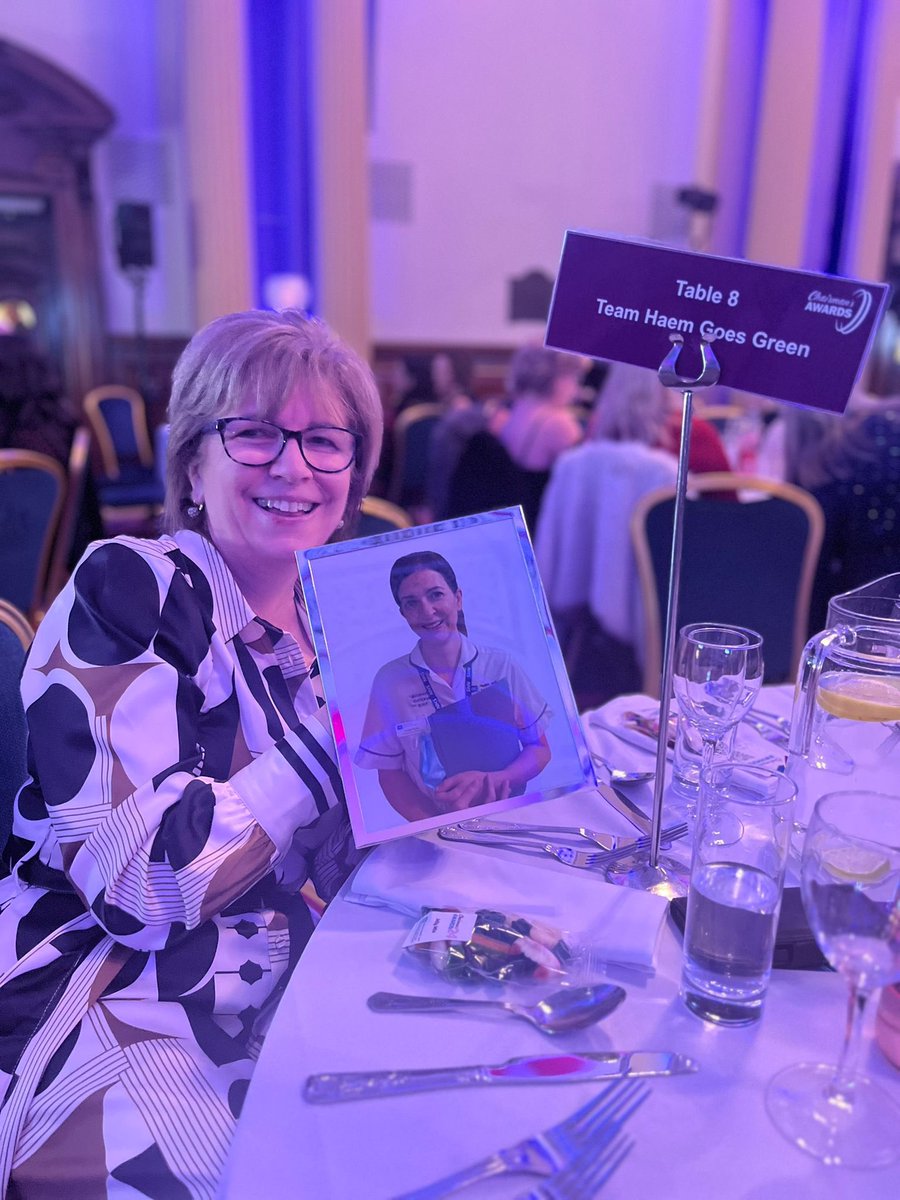 Helen Manson tweet media