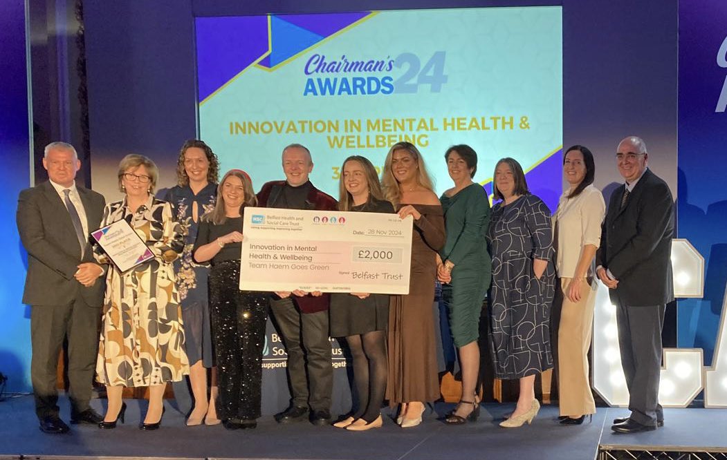 Helen Manson tweet media