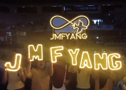 Our infinity plane shines so bright in the crowd 🥹💛