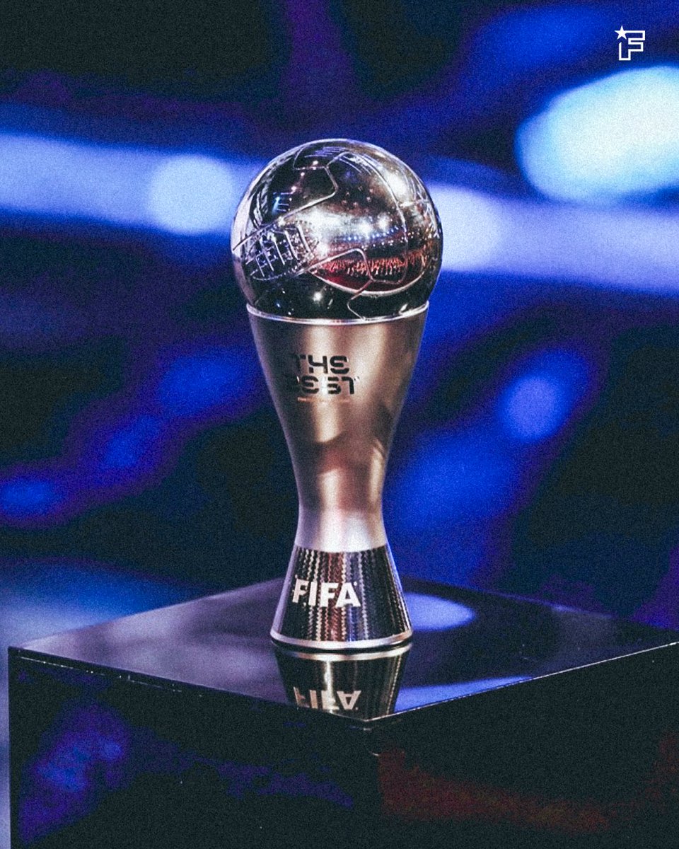 footmercato's tweet photo. 🚨 OFFICIEL ! Les 11 joueurs masculins nommés au trophée FIFA The Best 2024 sont CONNUS, avec la présence de... Lionel Messi. 😳

🏴󠁧󠁢󠁥󠁮󠁧󠁿 Jude Bellingham
🇪🇸 Dani Carvajal
🇳🇴 Erling Haaland
🇩🇪 Toni Kroos
🇫🇷 Kylian Mbappé
🐐 Lionel Messi
🇪🇸 Rodri
🇺🇾 Federico Valverde
🇧🇷 Vinicius Jr
🇩🇪 Florian Wirtz
🇪🇸 Lamine Yamal

Quel joueur devrait repartir avec le trophée selon vous ?