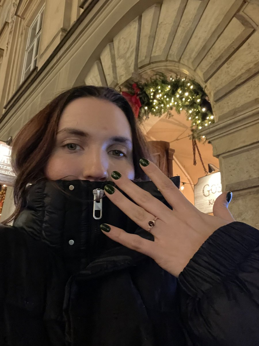 stmoritzas's tweet photo. Będzie ślub 💍 https://t.co/vH6SFoGjPk