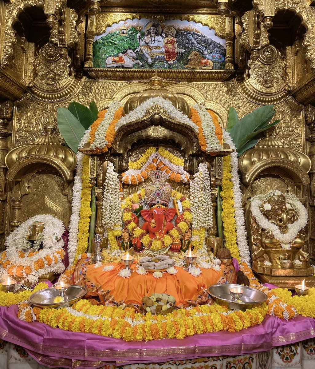 🙏 गणपती  बाप्पा मोरया 🌺मंगलमूर्ती मोरया 🙏२९/११/२०२४
🙏Ganapati Bappa Moraya 🌺 Mangalmurti Moraya  🙏29/11/2024