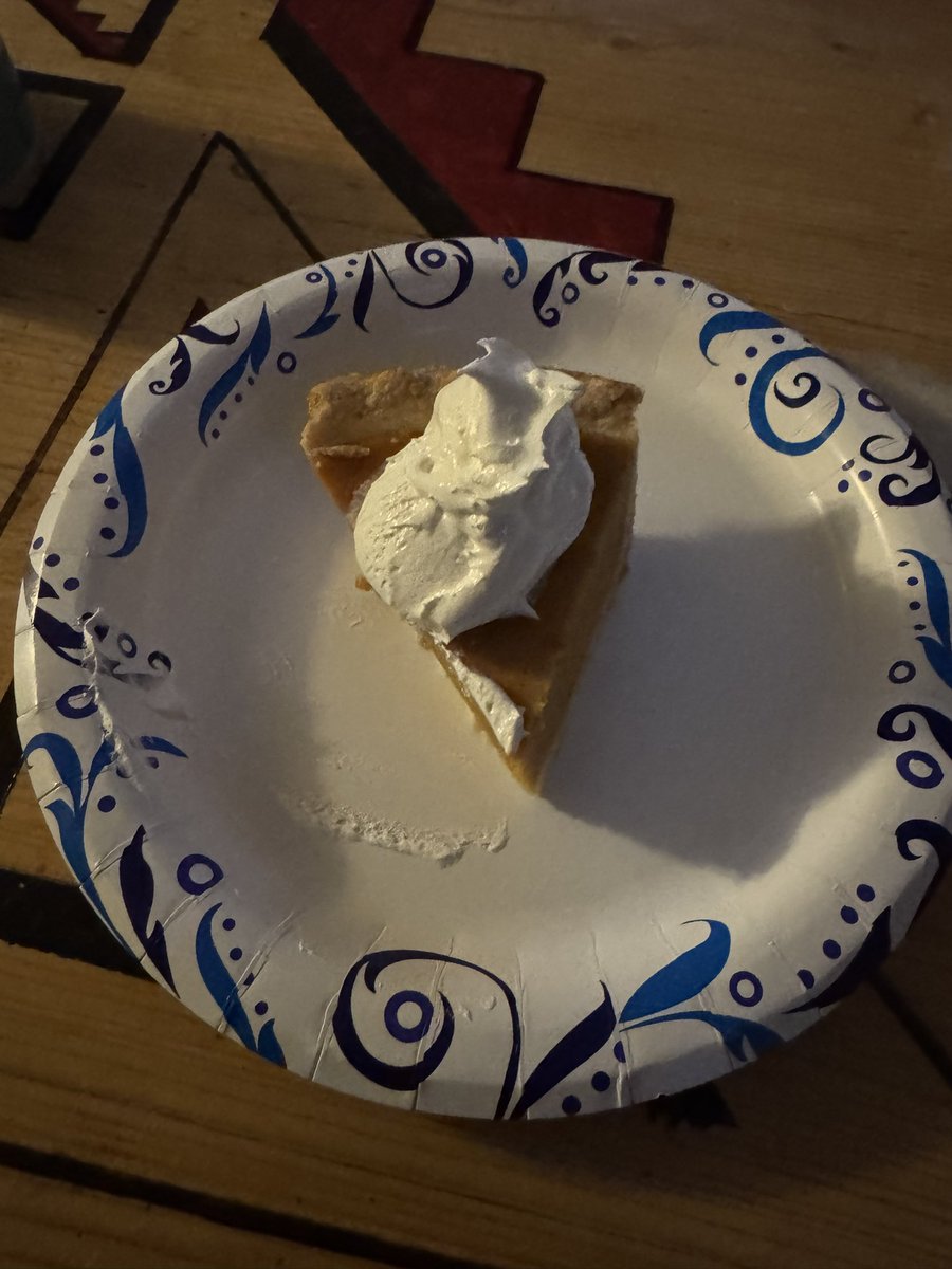 Doomsday3m's tweet photo. Don’t mind if I do… #PumpkinPie #CoolWhip always save room for #Dessert 😋 https://t.co/MrHhenEgn5
