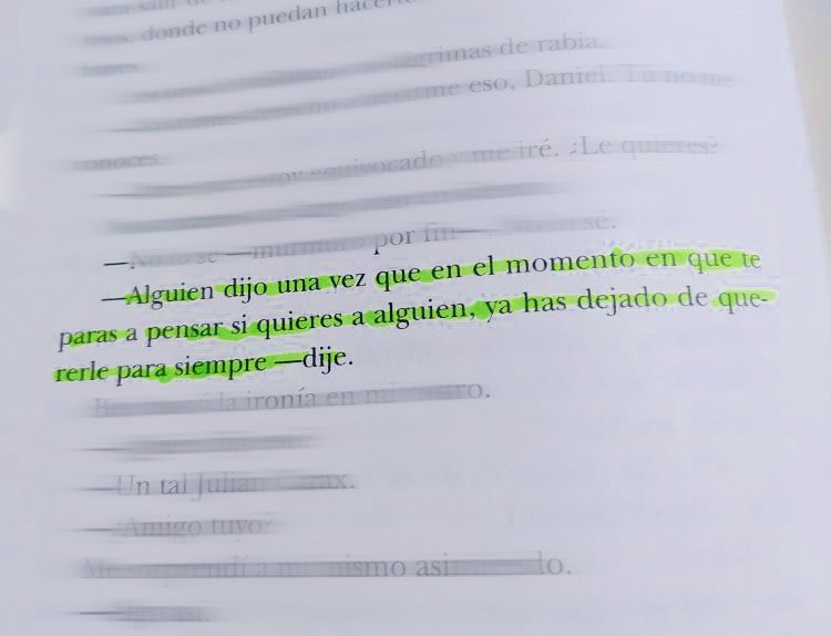 Cementedelibros's tweet photo. Zafón no estaba consciente de la cantidad de traumas que nos dejaría 🥺 cuando escribió esto:
“Alguien dijo una vez que en el momento en que te paras a pensar si quieres a alguien, ya has dejado de quererle para siempre.”
Libro: La sombra del viento https://t.co/zk6RCwC5QF