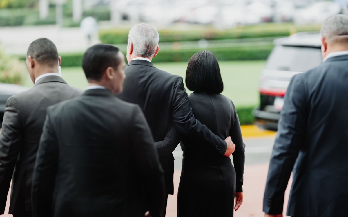 Amor Presidencial

Esta 📸 si que me quedó 🥰😘😍