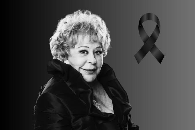 FelipeHerreraLR's tweet photo. 🚨Muere Silvia Pinal, última diva del Cine de Oro a los  93 años. 

Diversos personajes del mundo del espectáculo ya han dado el pésame a la familia Pinal. 

México ha perdido a una gran figura, histórica actriz que representa nuestra cultura. #silviapinal #TRISTE https://t.co/LRRY1wwRyS