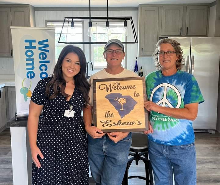 AnthonySim34722's tweet image. Congratulations 🎉 to you all to Hope you enjoy your new home 🏠🥰