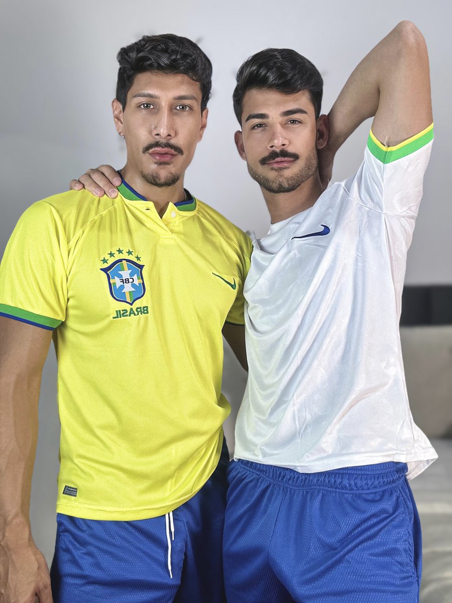 JoshuaMateoXL's tweet photo. Chudai ⚽️🥵
ft: @kallelxx https://t.co/5kHMmDjrFE