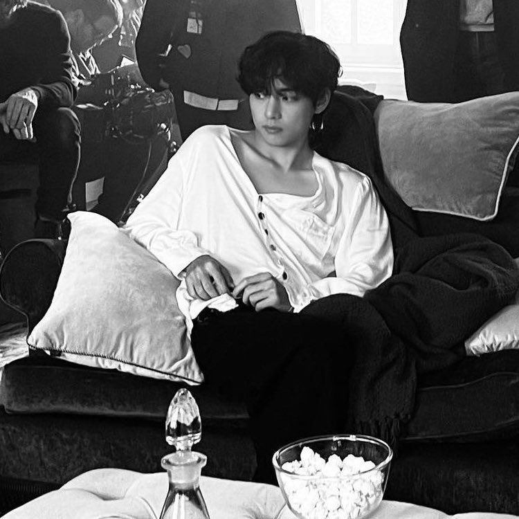 🐦‍⬛ tweet media