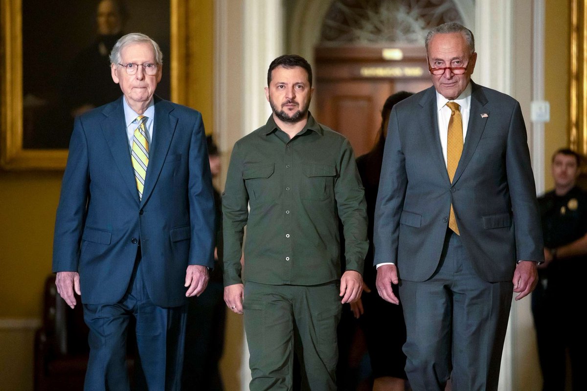 🚨 BREAKING: THE 155 MILLION DOLLAR PHOTO... Mitch McConnell got $89 million in kickbacks while Chuck Schumer had $66 million of our tax dollars to Ukraine laundered into his pocketbook, says top Ukrainian official