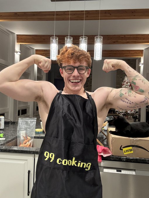 Time to cook :) https://t.co/b0O4AdPjWE