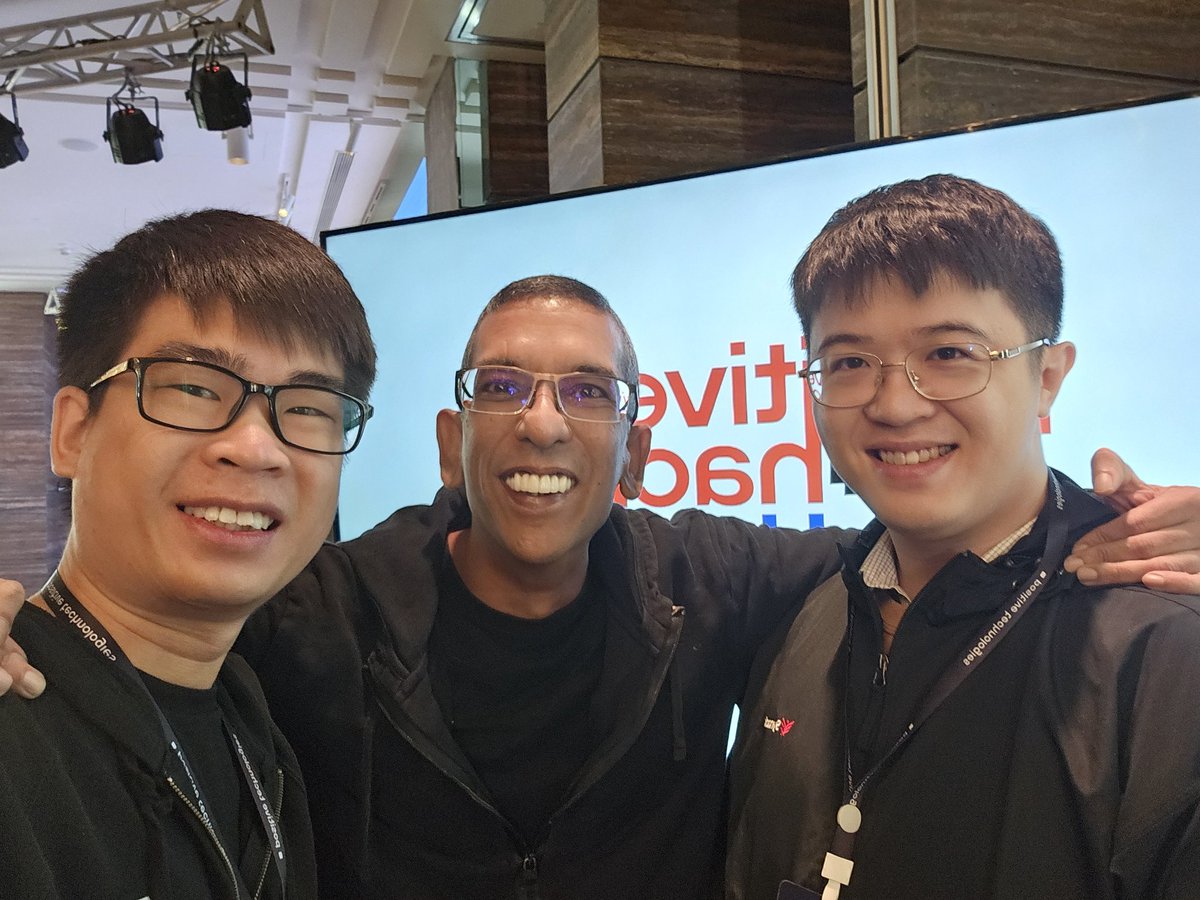 haxor31337's tweet photo. Checkin at conference #pttalk @ptsecurity with @l33tdawg and @jkana101
Can't wait to see all great talk here 🤩
@kienbigmummy and @HHieupc on the mic 🫡 https://t.co/SjQtZYRQeW