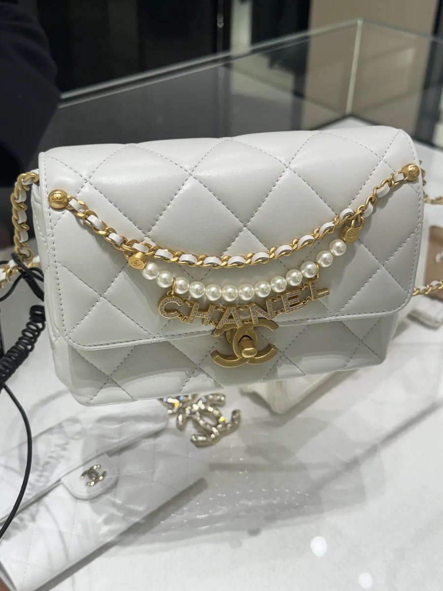 A Chanel bag is not just an accessory; it’s a statement. 🎀💼