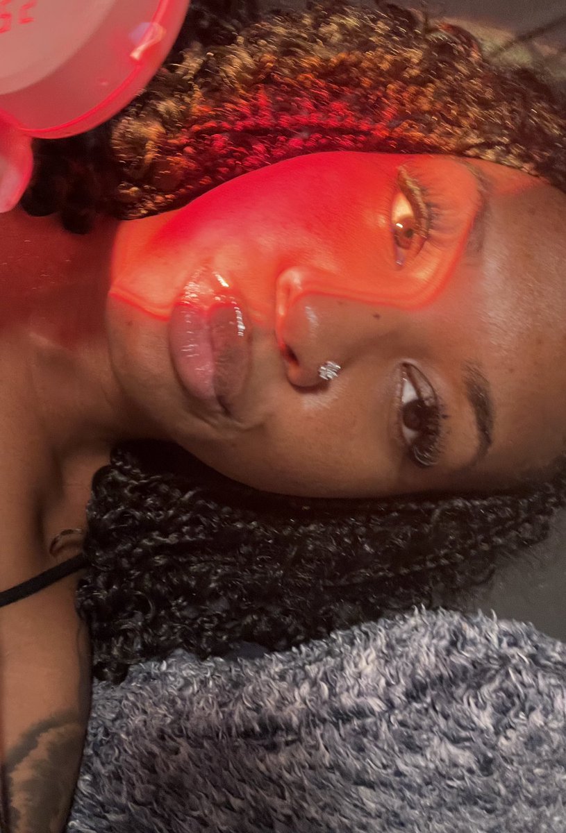 timeraaaa's tweet photo. I love this little light lol https://t.co/RstiRszcAB