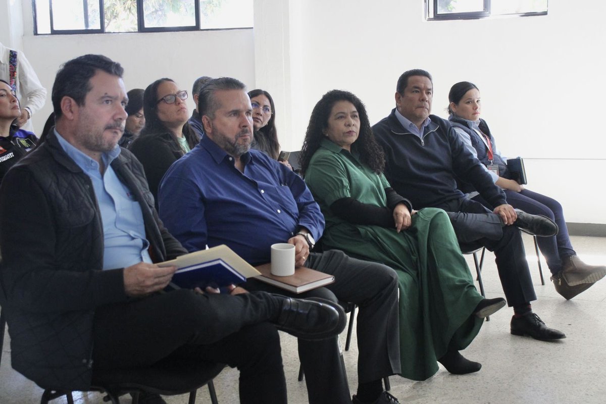 Trabajo_GobOax's tweet photo. Se convocó a empresas oaxaqueñas, a una sesión de preguntas y respuestas sobre el programa de Verificación Laboral Voluntaria (#VELAVO). https://t.co/MyspJl0djE