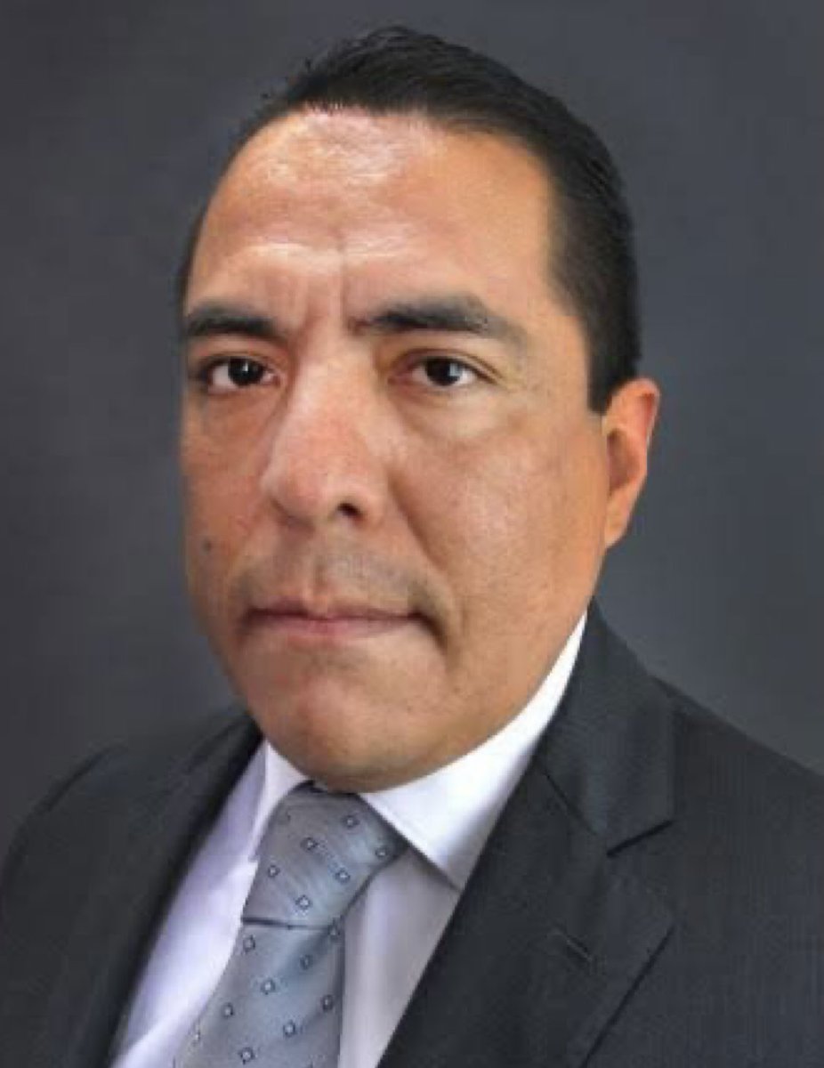 ¿Salvar perritos o quedarse con el inmueble?

La propietaria del refugio en la <a href="/Narvarte_/">Narvarte</a> donde la <a href="/FiscaliaCDMX/">Fiscalía CDMX</a> hizo un operativo asegura que quieren apoderarse de su inmueble en Xochicalco 95.

La fiscal actuó por “denuncia anónima” y opera directamente para Oliver Pilares,