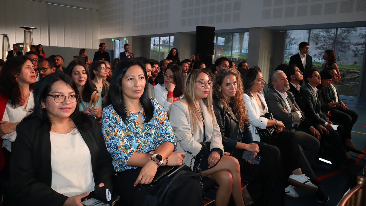 🎖️ #OrgulloUTPL 🚀 Por sexto año consecutivo nos consolidamos como la "Institución académica con mayor impacto en innovación" del país, gracias a nuestro #ADNInnovador 🇪🇨💡

Este reconocimiento, otorgado por la <a href="/aeiecuador/">AEI</a> en el marco de los #PremiosEi2024, resalta el aporte de