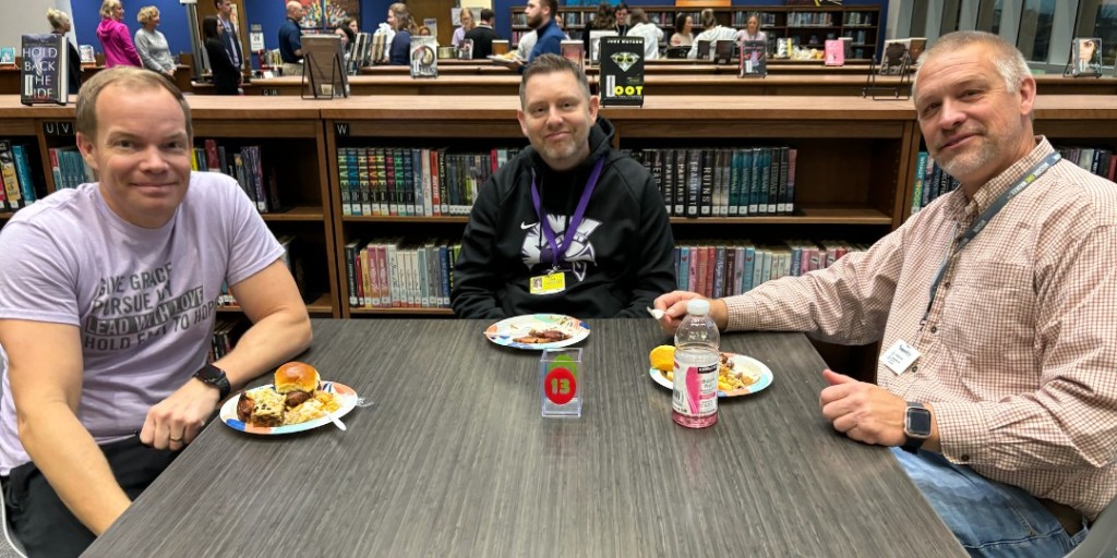 🦃 Happy Thanksgiving! Timberline School staff recently enjoyed a Friendsgiving potluck, sharing great food and even better company. It’s wonderful to see our teams come together to celebrate the season! #WeAreWaukee