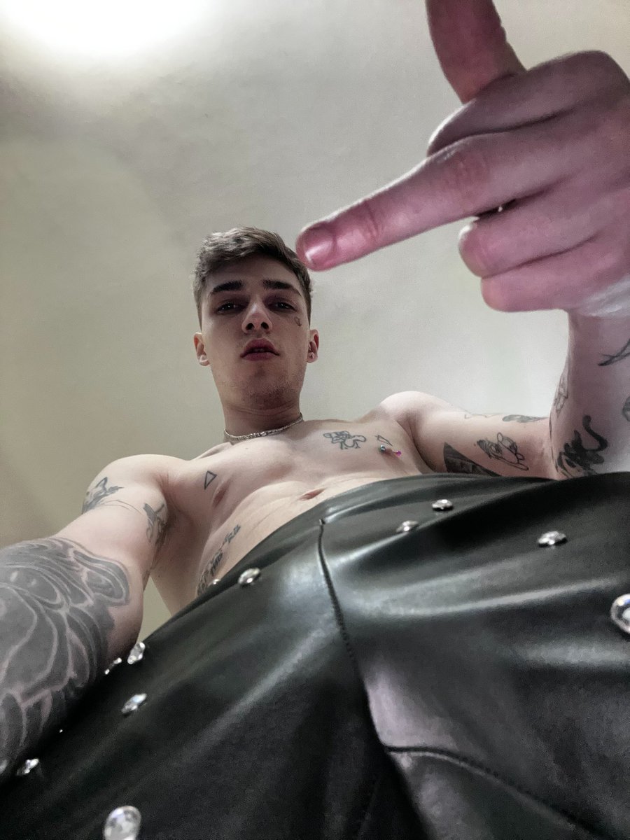 Focus on my bulge and get flipped off 😎🖕🏻
 @officer_rt  <a href="/justthispiggy/">This Little Piggy…</a> <a href="/Toeypromo/">Toey</a> <a href="/slave_here/">Addict</a> <a href="/rt_feet/">Feet RT PROMO 💯K</a> @pigripe <a href="/piesmasculinosf/">Pies Masculinos F (14K)</a> <a href="/findomfan420/">The Findom Goat (11k)</a> <a href="/findominfluence/">The Findom Influencer</a> @subforsubs1 <a href="/switchzak5ft7/">Tread Cleaner Zak</a> <a href="/PromoRTpig/">Promo&RT Pig</a> <a href="/obedientgaysub/">Masters and slaves 🔞</a> <a href="/slave_here/">Addict</a> <a href="/rt_feet/">Feet RT PROMO 💯K</a>