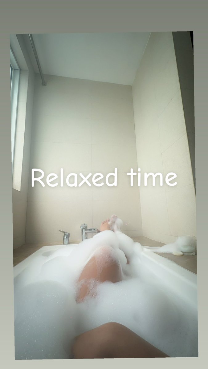 jayveahmad23's tweet photo. Just bathed and play https://t.co/BrIb0qamhd