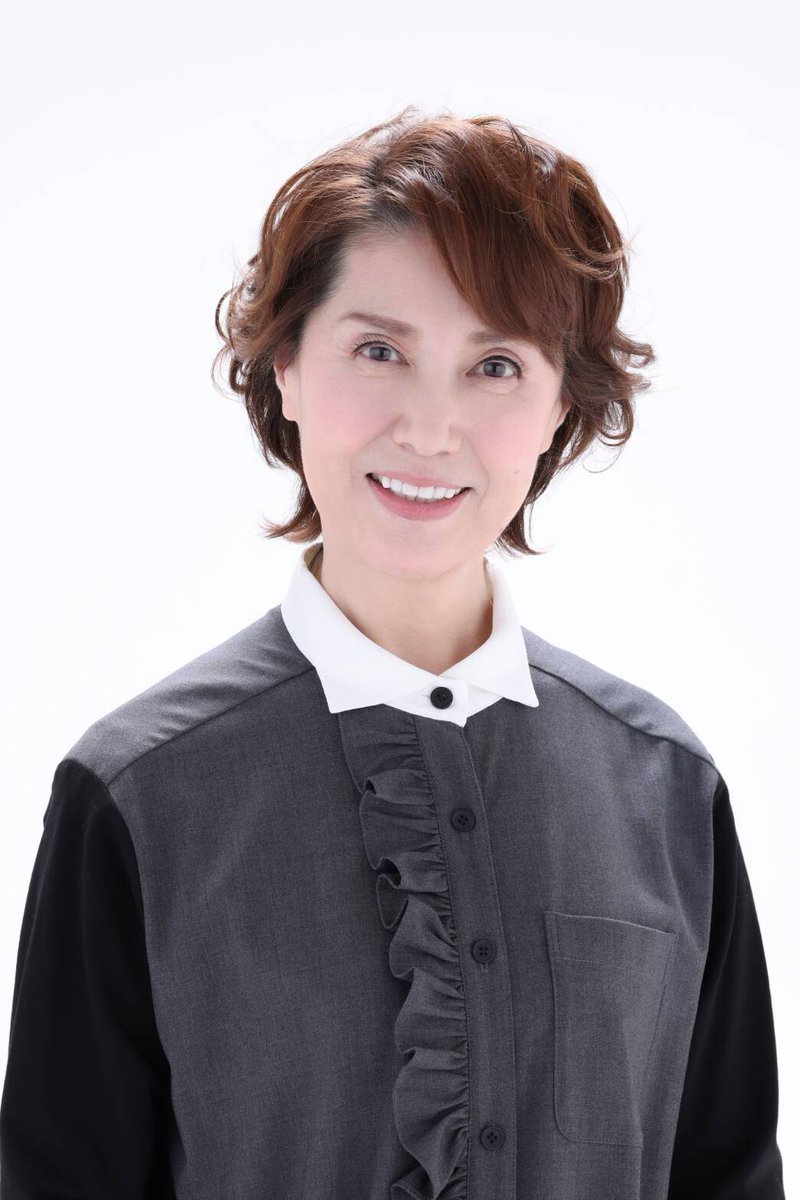 stage_natalie's tweet photo. 剣幸・小林タカ鹿が俳句極めんとする男女に、西史夏の新作「ナイト・ウィズ・キャバレット」（コメントあり）
https://t.co/YXb6r8DLi5 https://t.co/w0LtPNi0gO