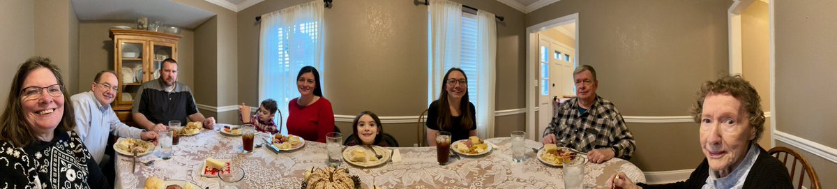 SDSuetterlein's tweet photo. Thankful for a great day with family https://t.co/2Qg8LR8JAr