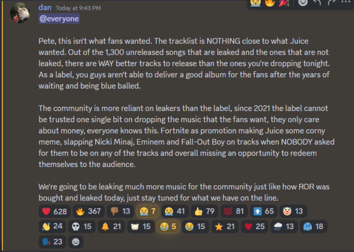 ᴋʏ 🕸️ tweet media