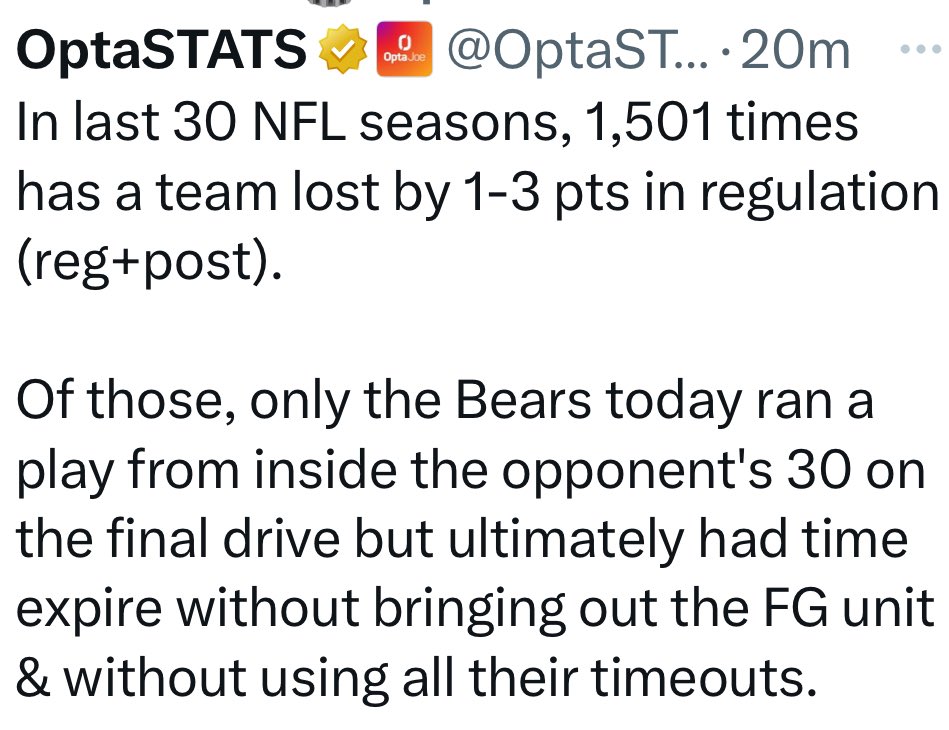 Racevoice's tweet photo. @paytonsun @gwoman9810 Kind of sums it up…….. you have to try to do this.  I hope Eberflus has malpractice insurance https://t.co/LuoA1MFGIJ