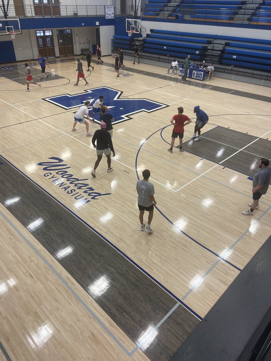 ModelHoops's tweet photo. A 31 year tradition continued today at Woodard Gymnasium. 40 men in the gym, playing with each other again. Some played, some watched, all are still blue devils @ModelHSAthletic @ModelHighDevils @CoachMiltTravis https://t.co/KiHdvNnR0x