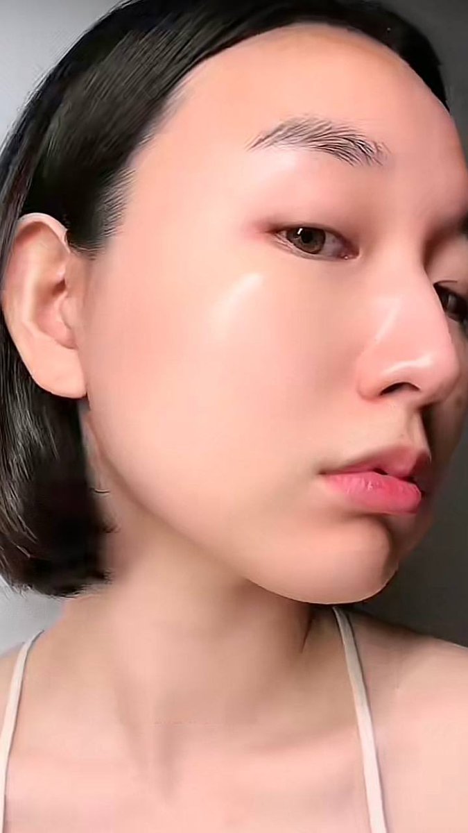She guna cream ni terus berubah jadi ploless macam tu 😱

Redness hilang, jerawat pun GONE ✨😮‍💨