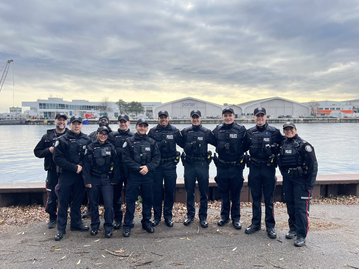 Neighbourhood Officer Amanda tweet media